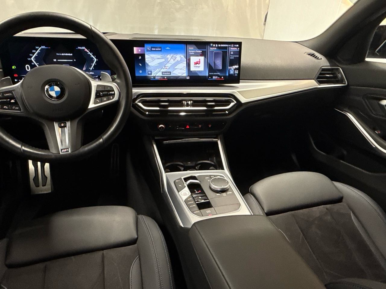 BMW M340i xDrive 48V Touring Steptronic-image-7