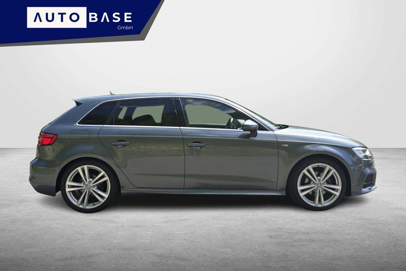 AUDI A3 Sportback 1.4 TFSI Sport S-tronic *CH Fahrzeug*-image-5