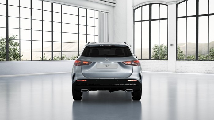 MERCEDES-BENZ GLA 220 4Matic 8G-DCT-image-2