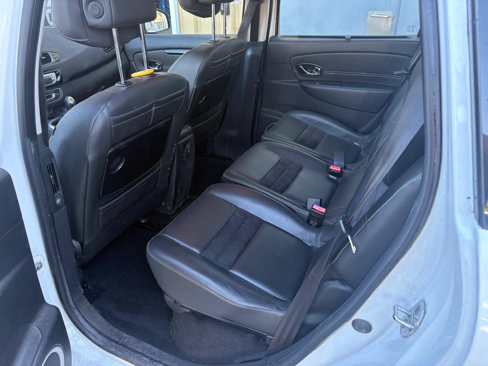 RENAULT Scénic 1.4 16V Turbo Privilège-image-6