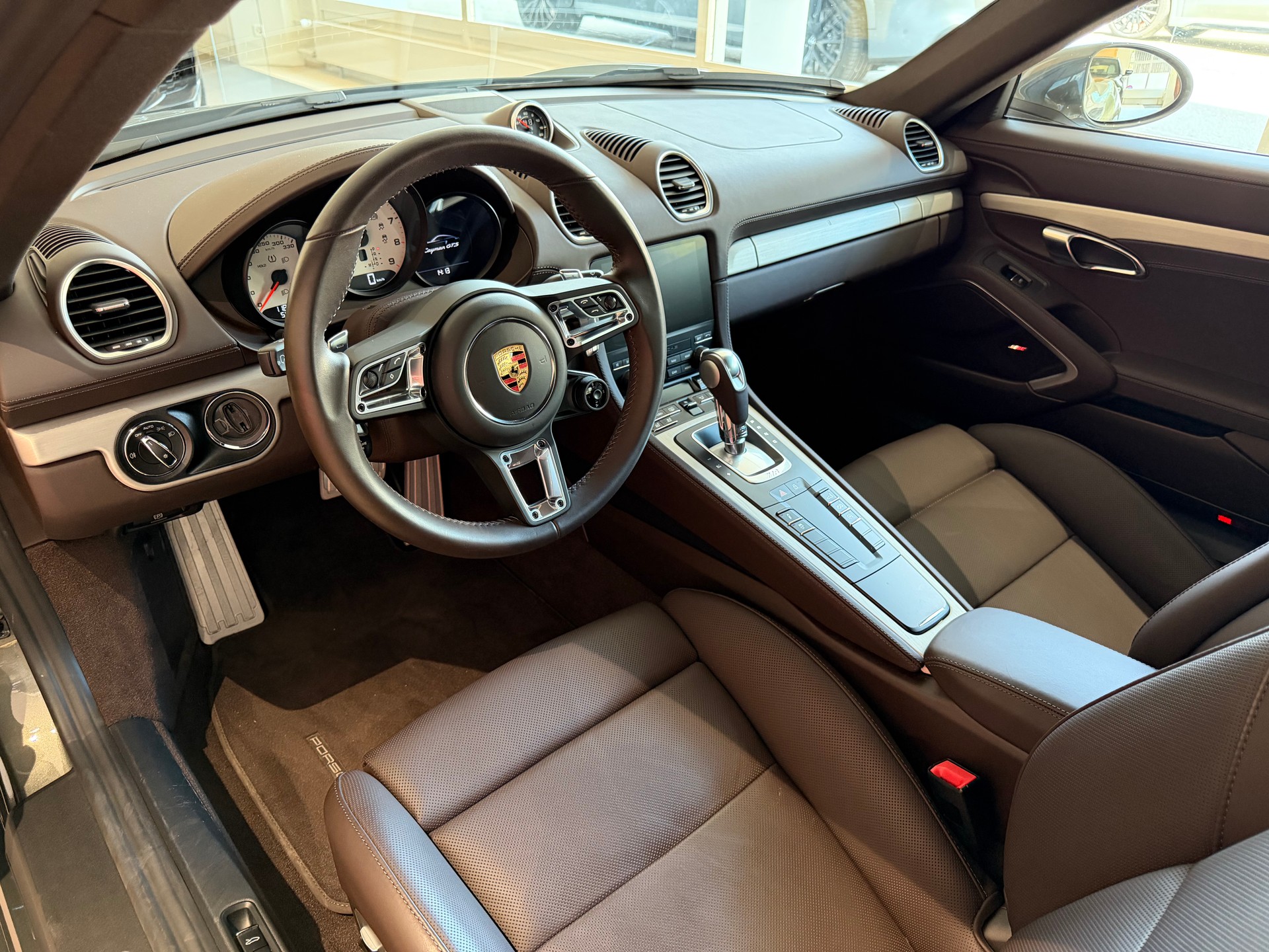 PORSCHE 718 Cayman GTS 4.0 PDK-image-7