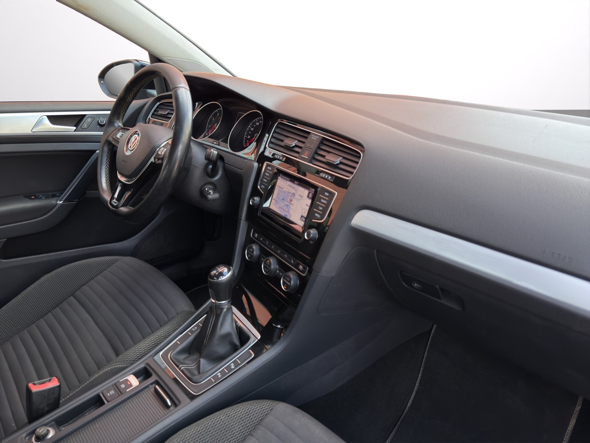VW Golf 1.4 TSI Cup-image-13