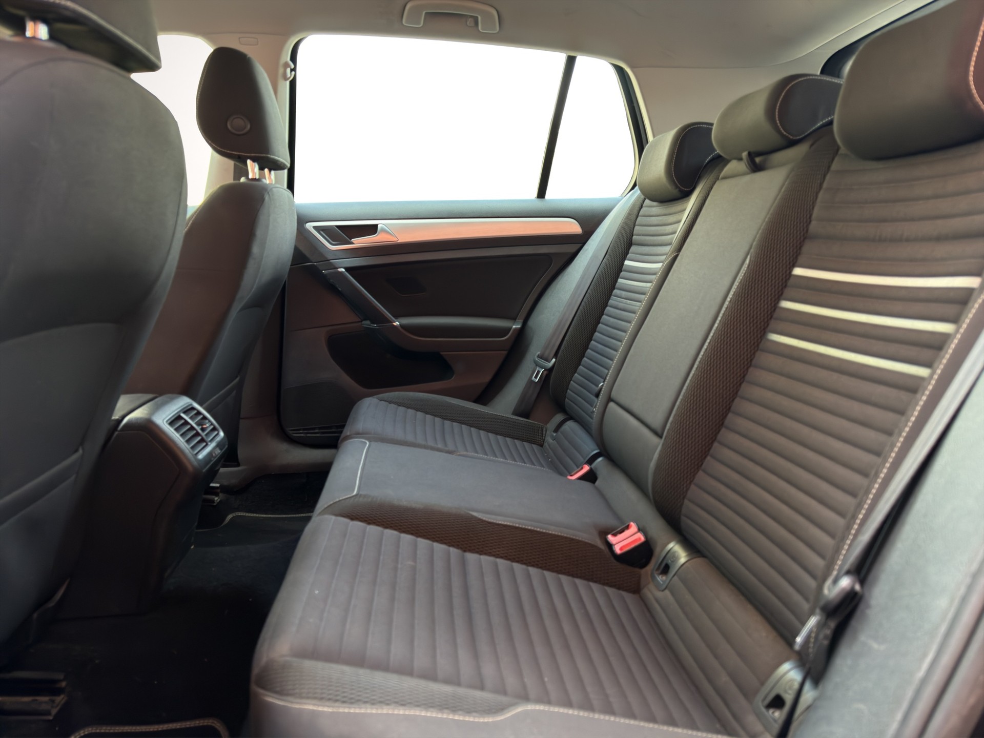 VW Golf 1.4 TSI Cup-image-14