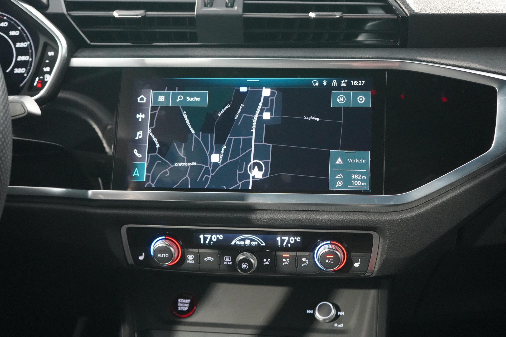 AUDI RS Q3 2.5 TFSI quattro S-Tronic-image-10