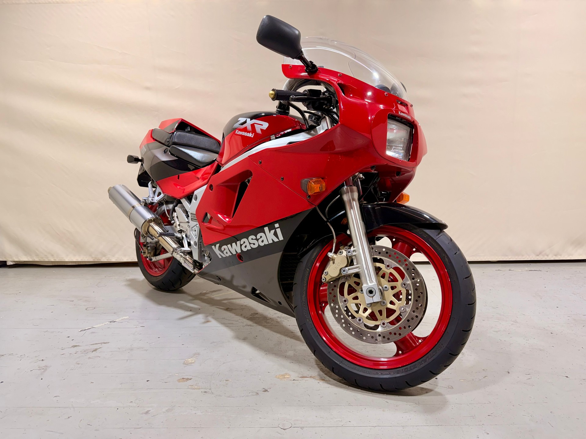 KAWASAKI ZXR-750-image-9