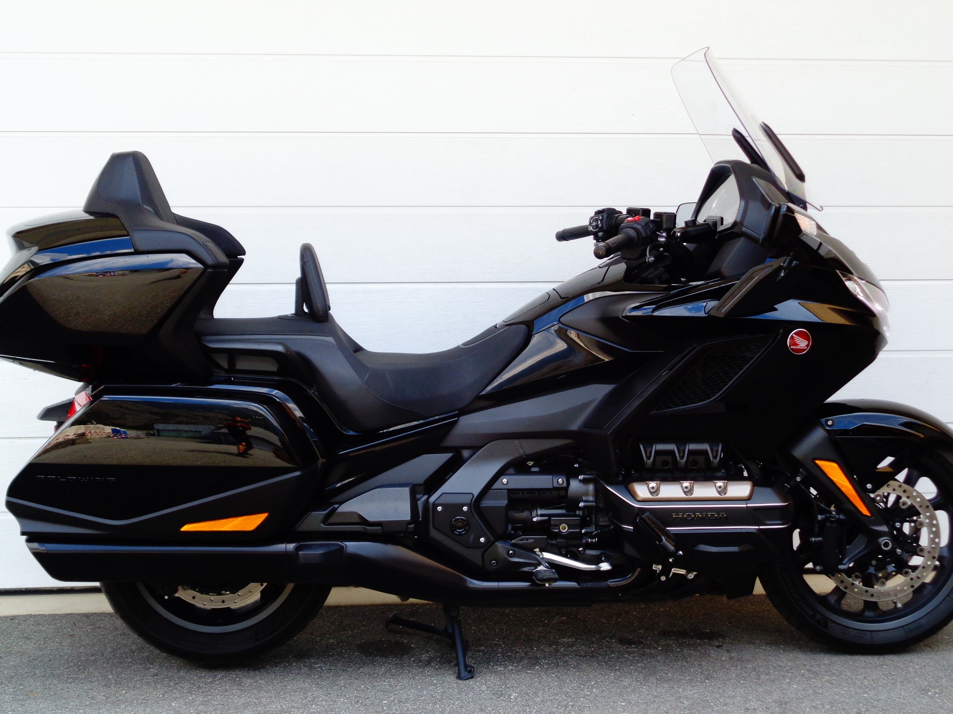 HONDA GL 1800 ES Tour Goldwing E-Suspension-showroom-element-2