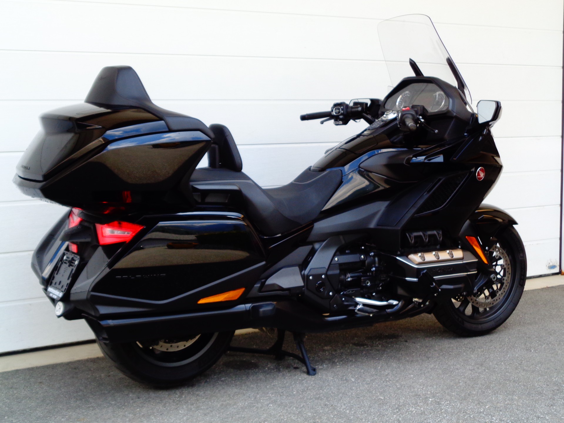 HONDA GL 1800 ES Tour Goldwing E-Suspension-showroom-element-3