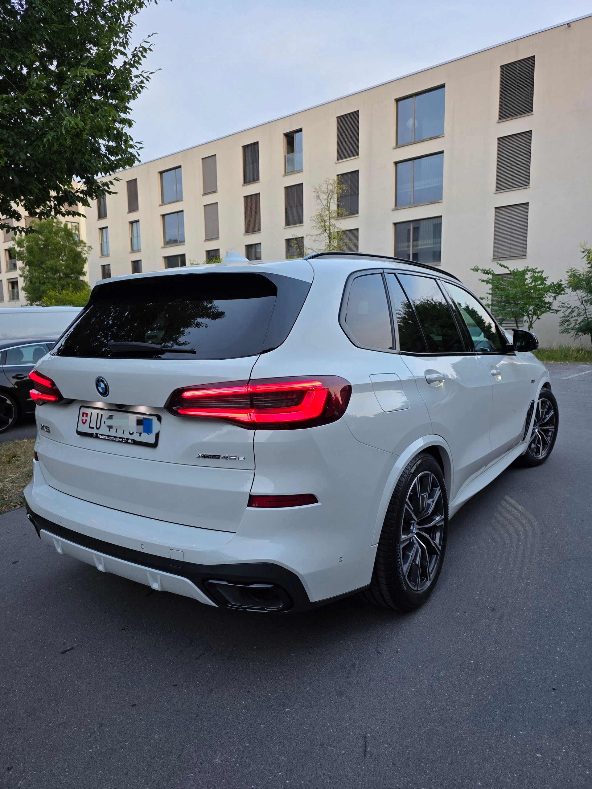 BMW 45e xDrive-image-4