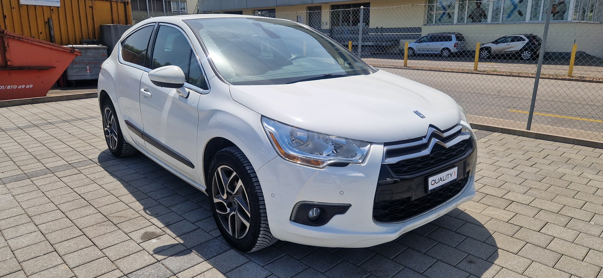 DS AUTOMOBILES DS4 1.6 THP Sport Chic-image-2