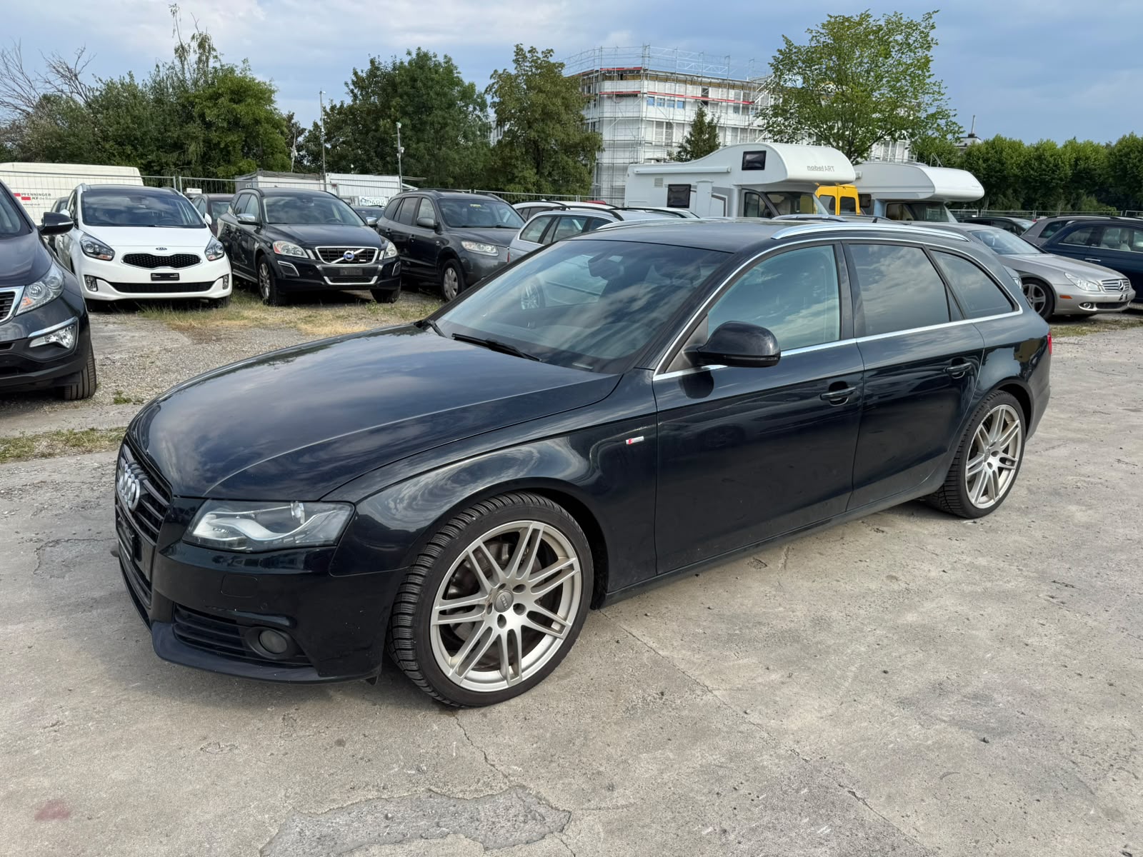 AUDI A4 Avant 3.0 TDI quattro S-tronic S Line-image-1