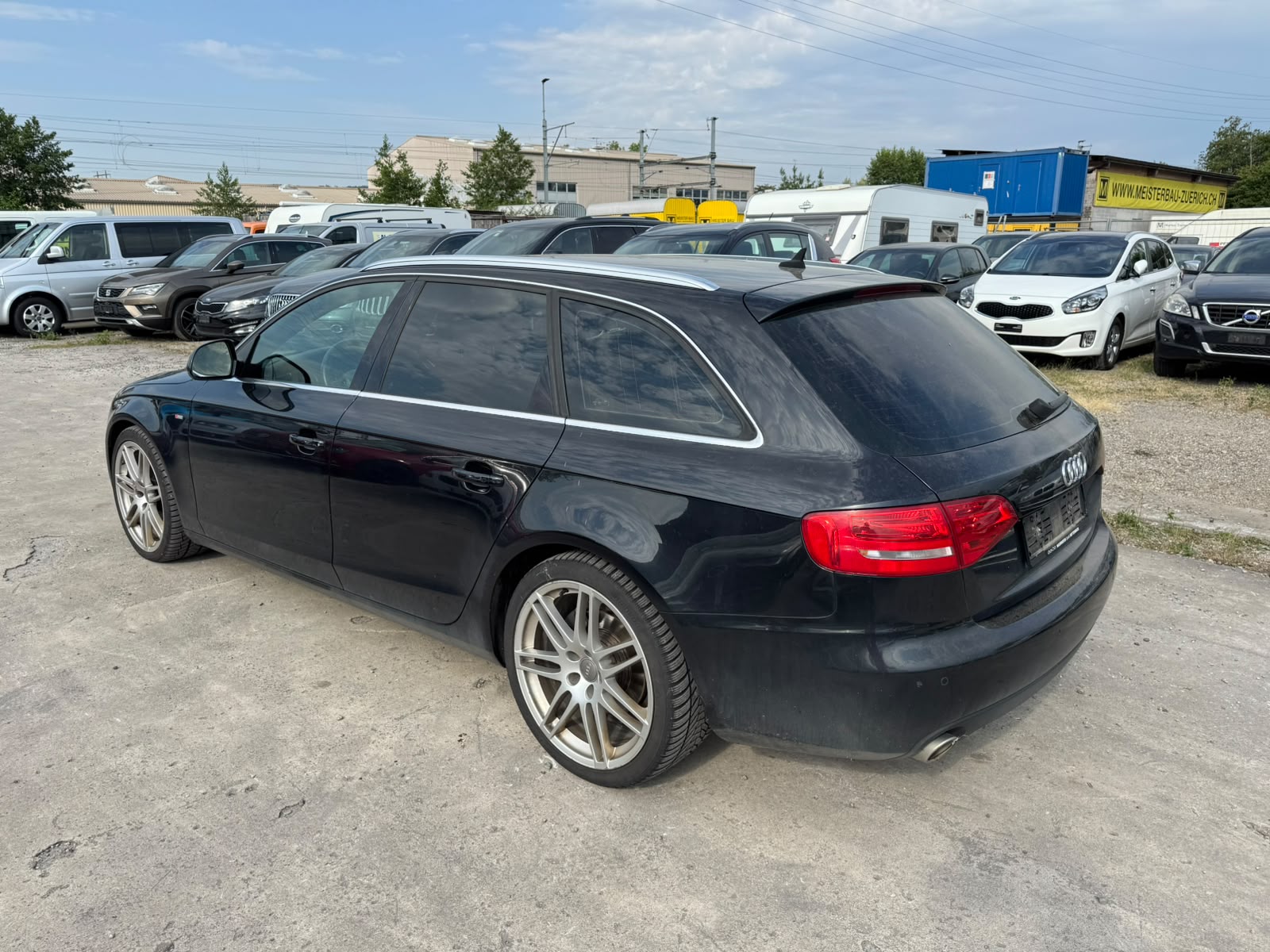 AUDI A4 Avant 3.0 TDI quattro S-tronic S Line-image-4