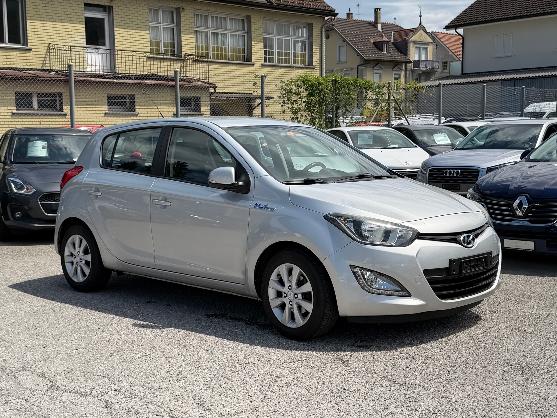 HYUNDAI i20 1.4 Style-image-1