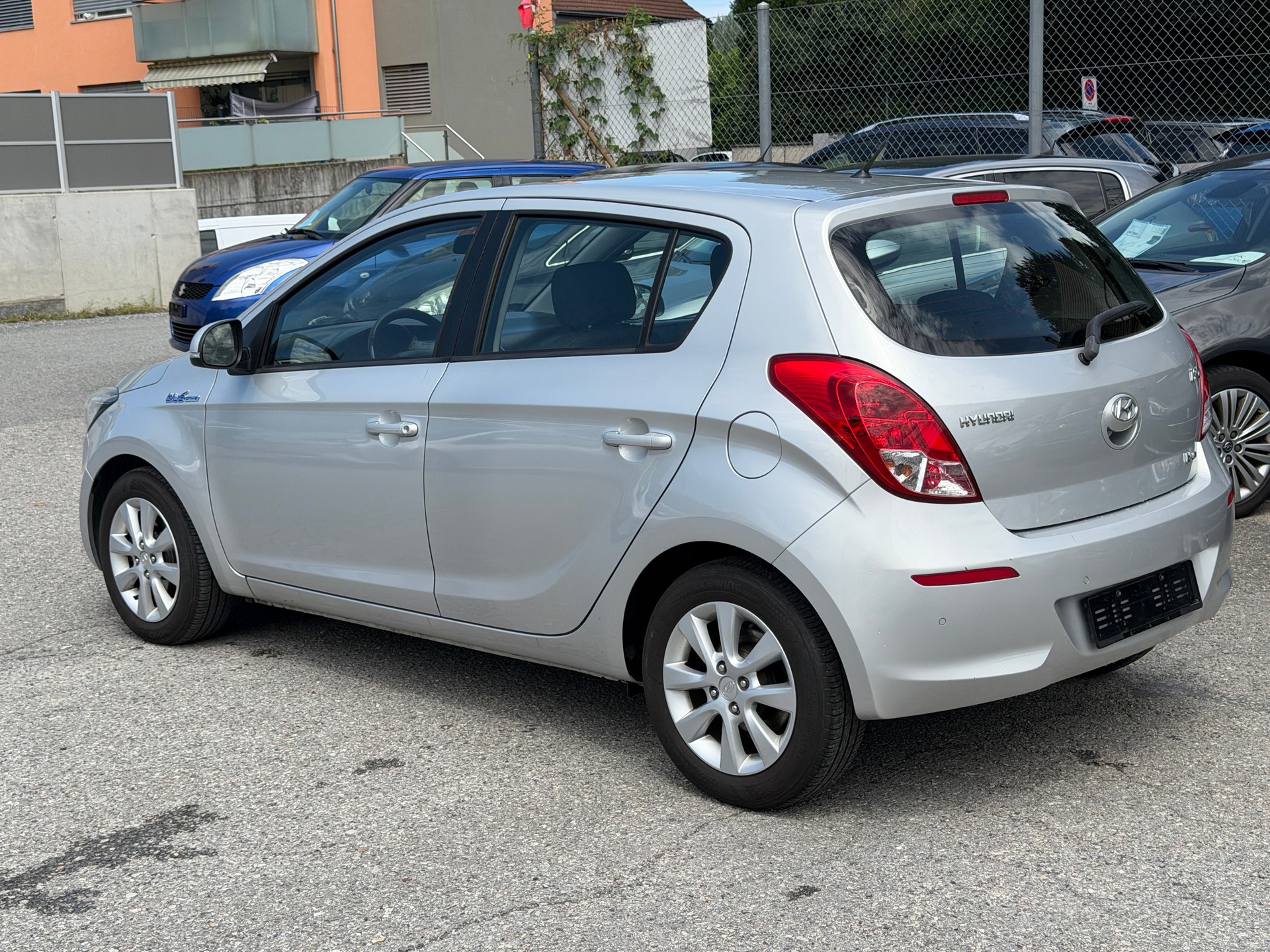 HYUNDAI i20 1.4 Style-image-14