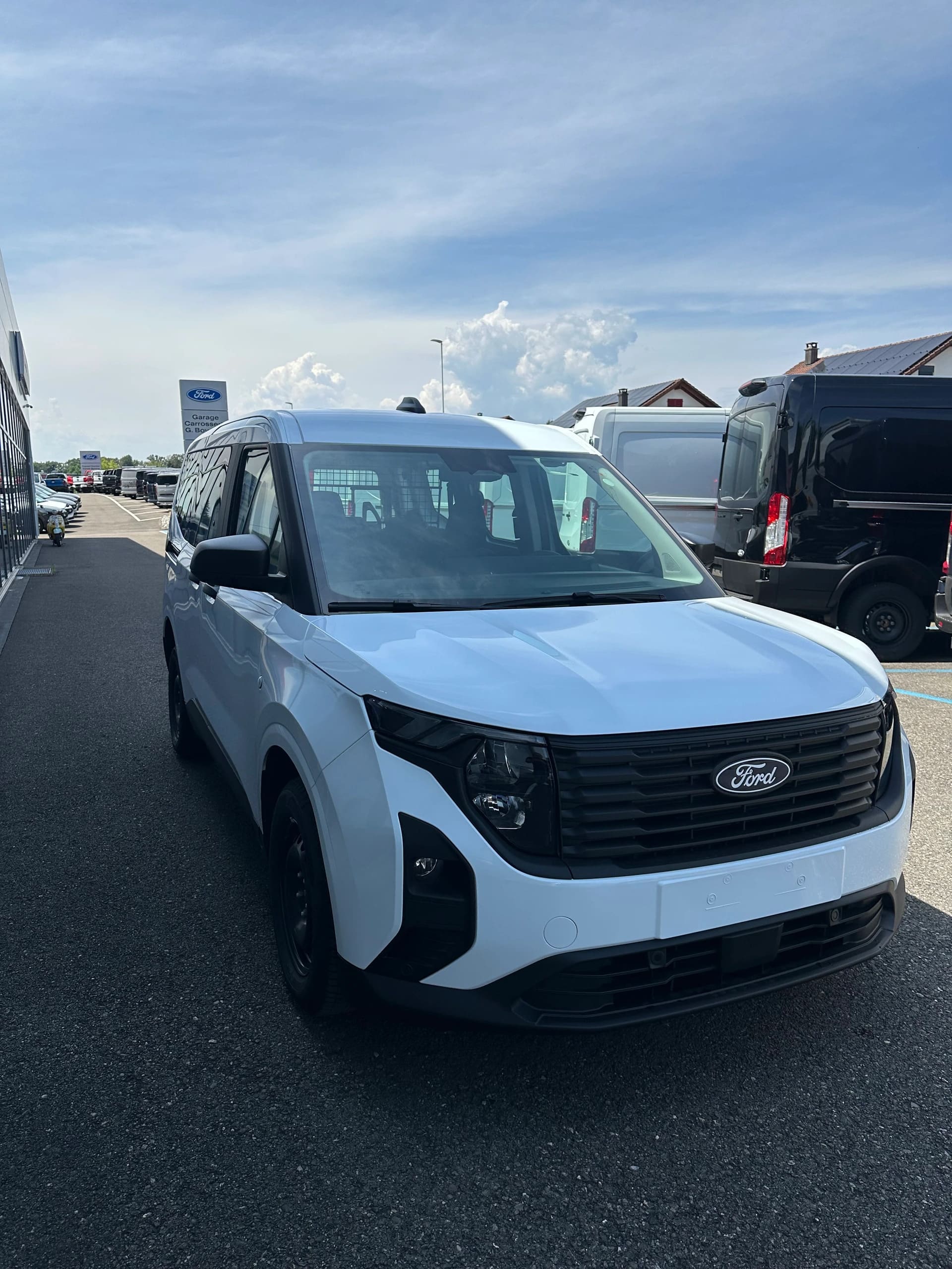 FORD Transit Courier dcab. van 1.0 Trend/125CV/Aut.-image-7
