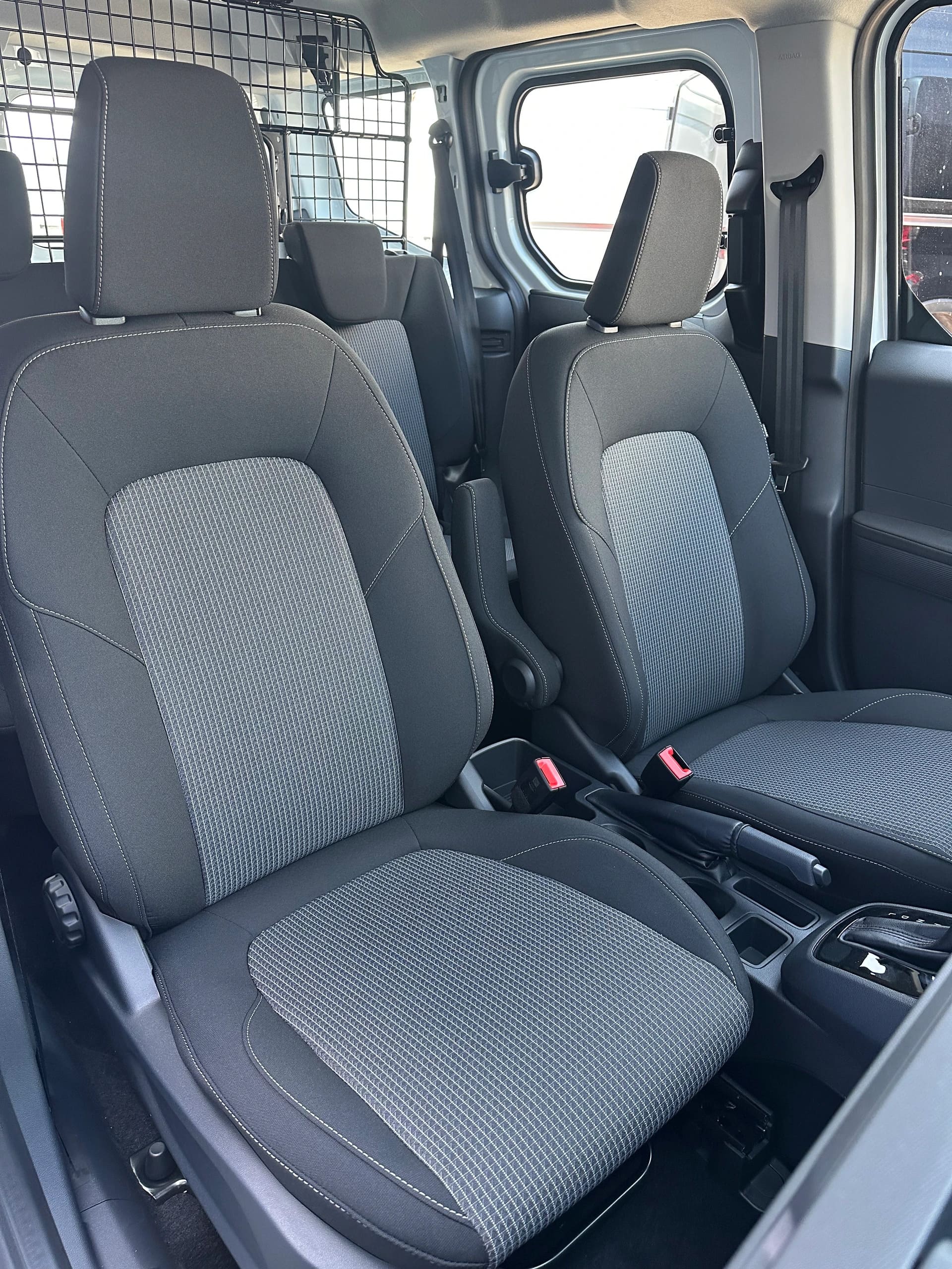 FORD Transit Courier dcab. van 1.0 Trend/125CV/Aut.-image-14