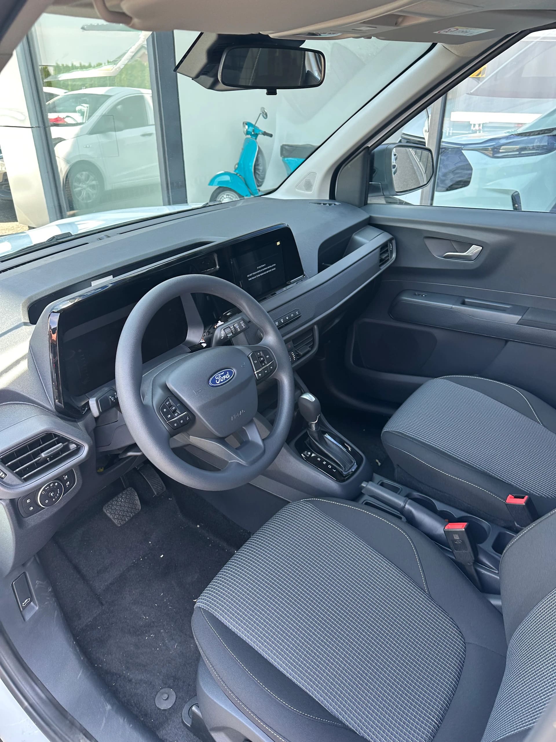 FORD Transit Courier dcab. van 1.0 Trend/125CV/Aut.-image-10
