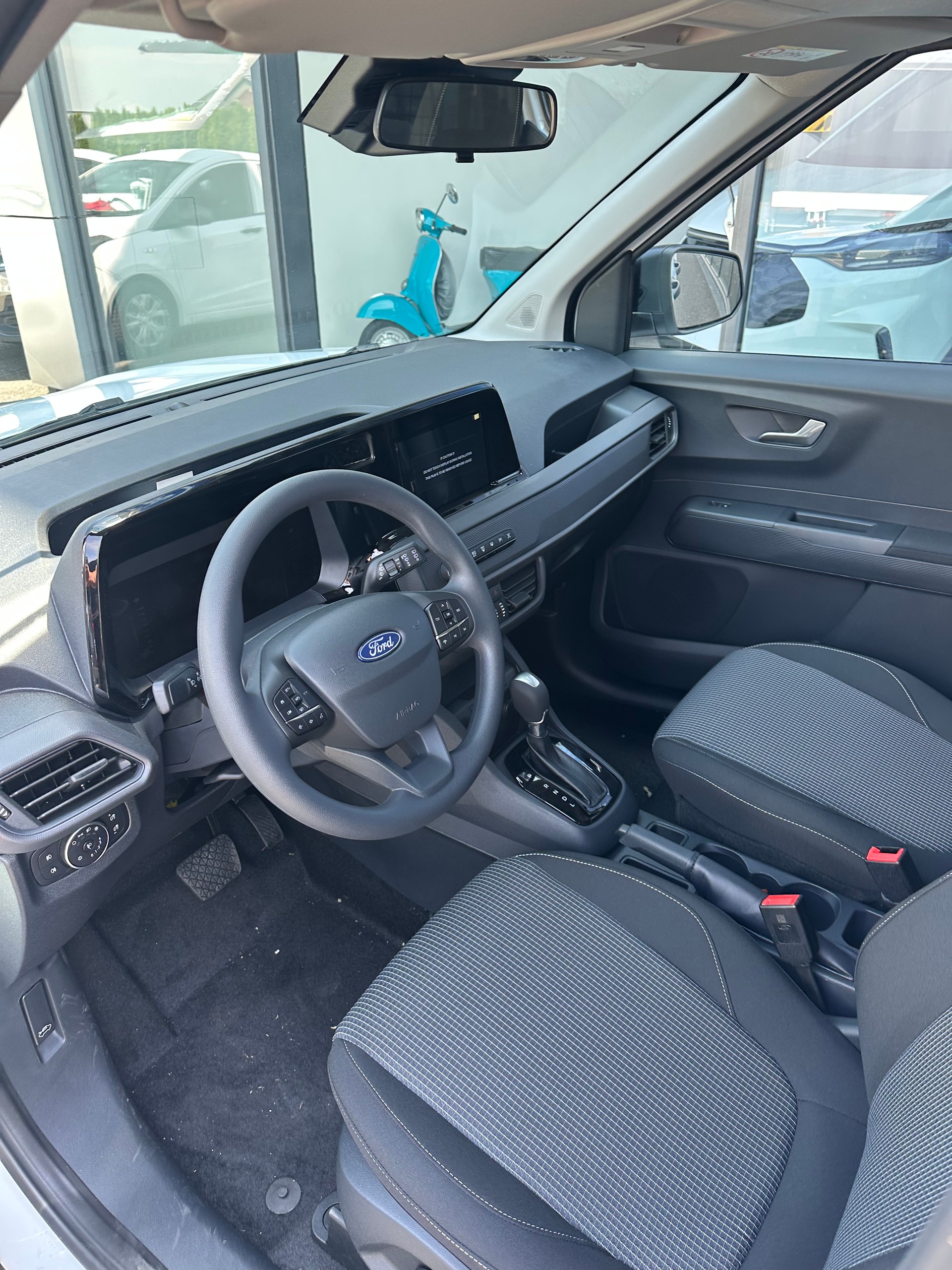 FORD Transit Courier dcab. van 1.0 Trend/125CV/Aut.-image-9