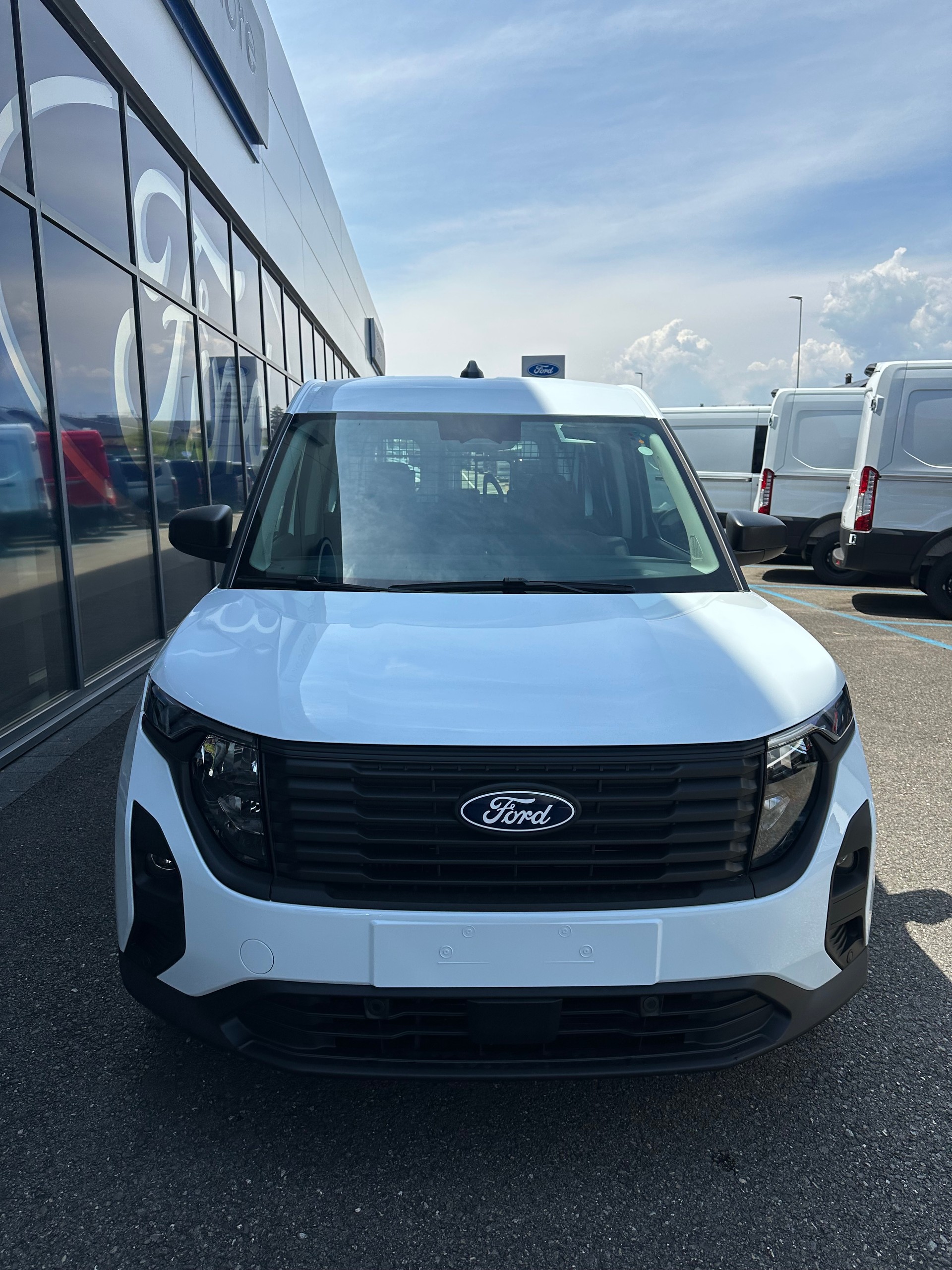 FORD Transit Courier dcab. van 1.0 Trend/125CV/Aut.-image-8