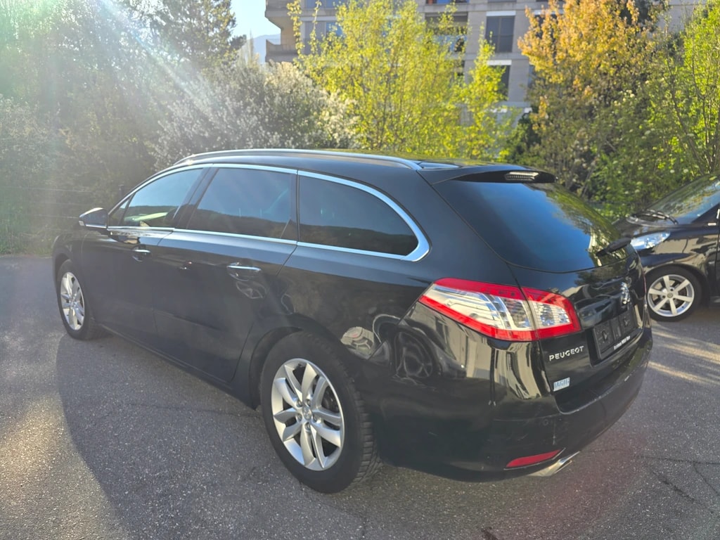 PEUGEOT 508 SW 2.2 HDI GT Automatic-image-6