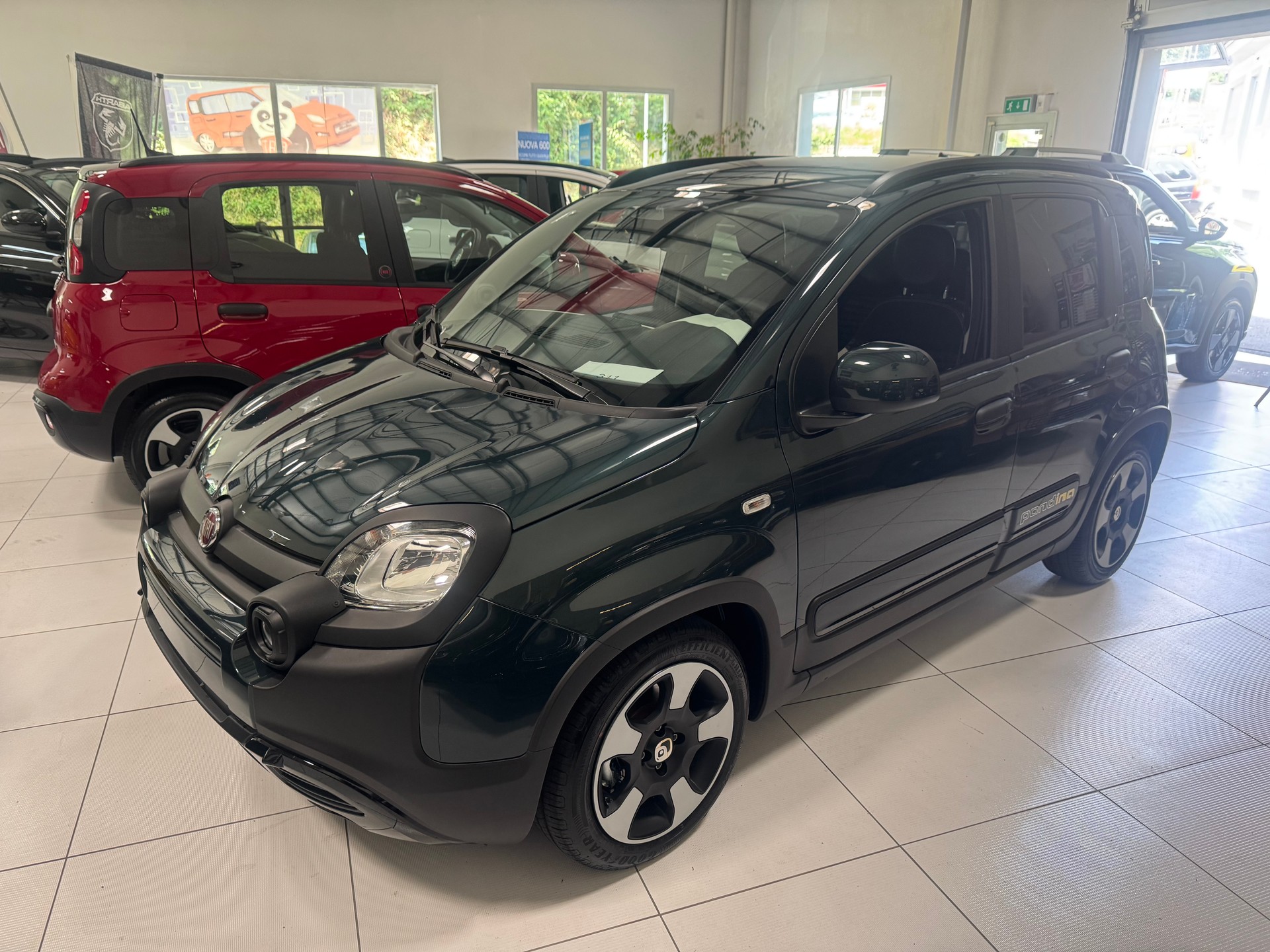 FIAT Pandina 1.0 MHEV Cross-image-2