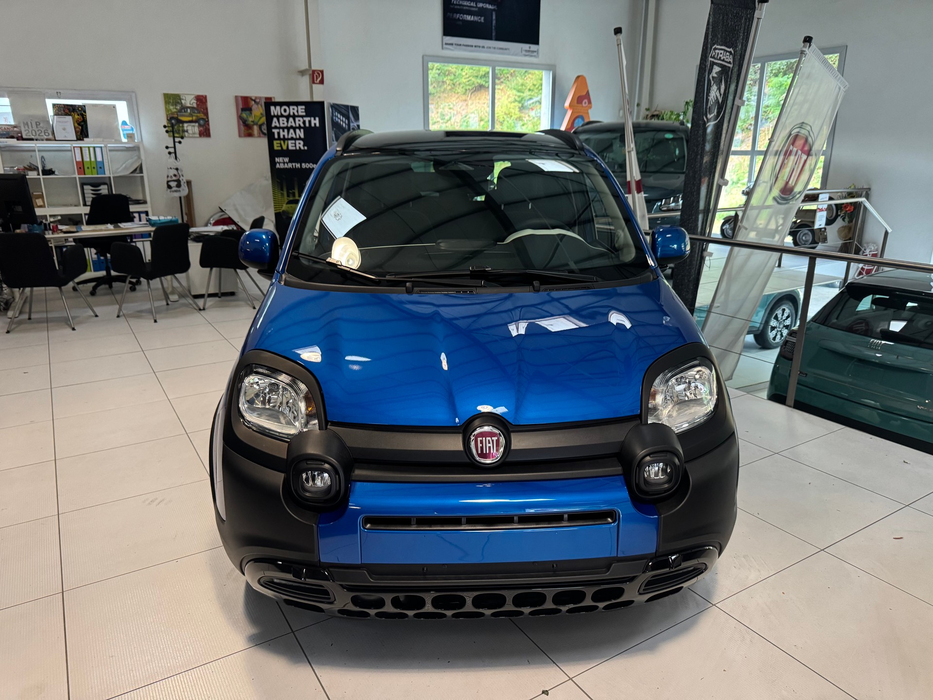 FIAT Pandina 1.0 MHEV Cross-image-3
