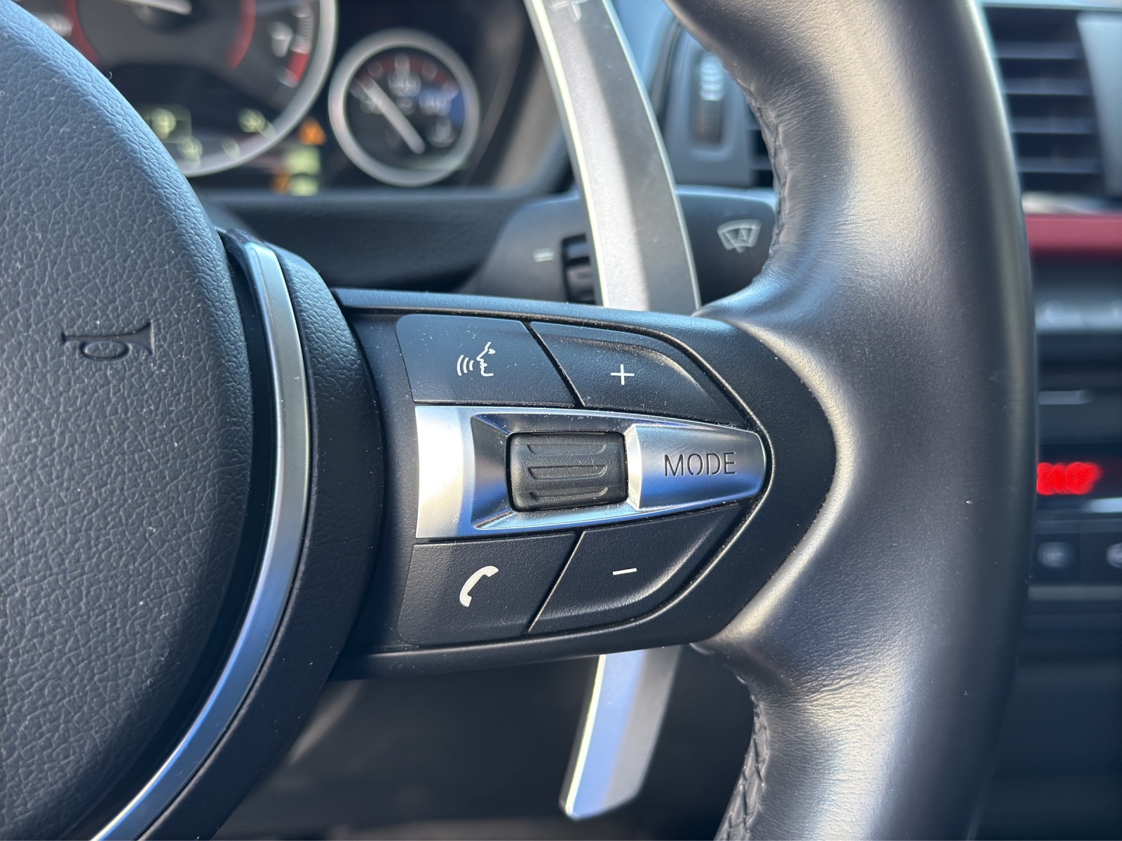 BMW 328i Sport Line Steptronic-image-24