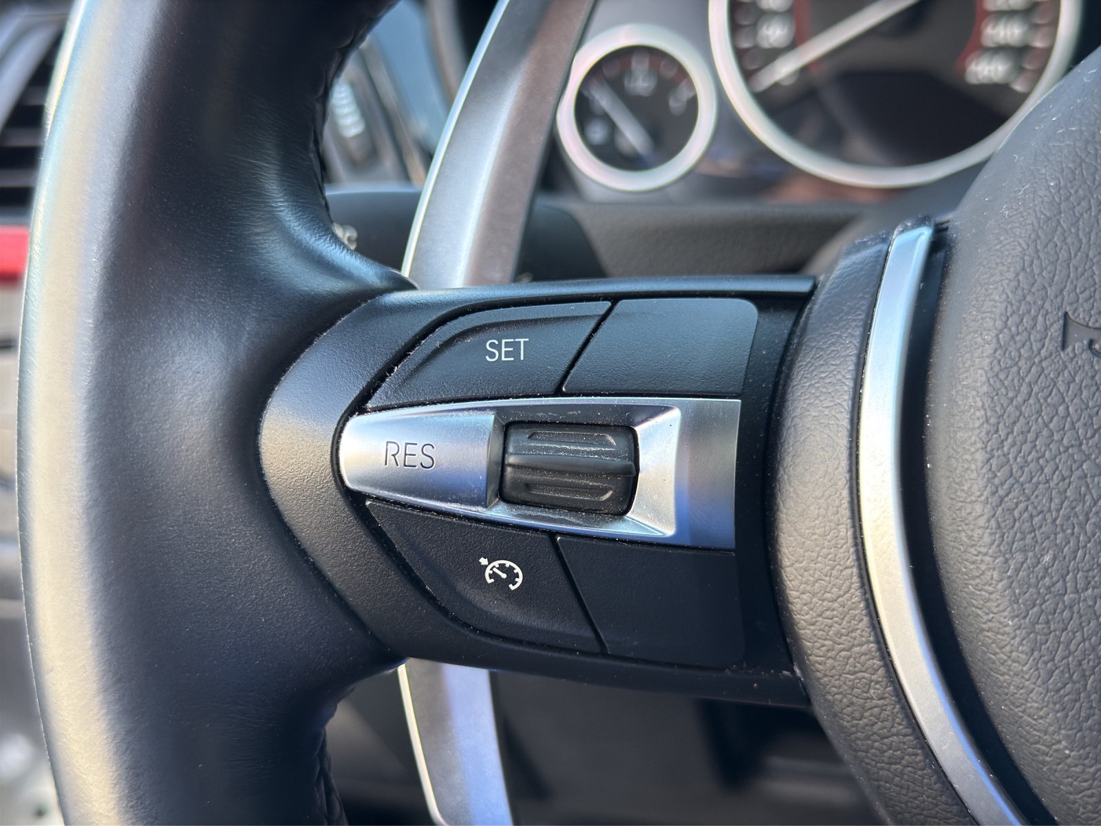 BMW 328i Sport Line Steptronic-image-23