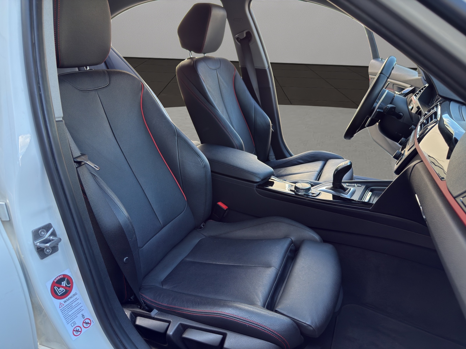 BMW 328i Sport Line Steptronic-image-16