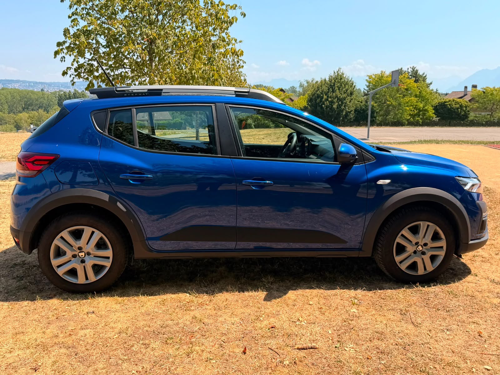 DACIA Sandero Stepway TCe 90 Comfort - Peu de Kilométrage - Navigation - Caméra - Nouvelle Expertise - NEU MFK : 08-2026-image-6