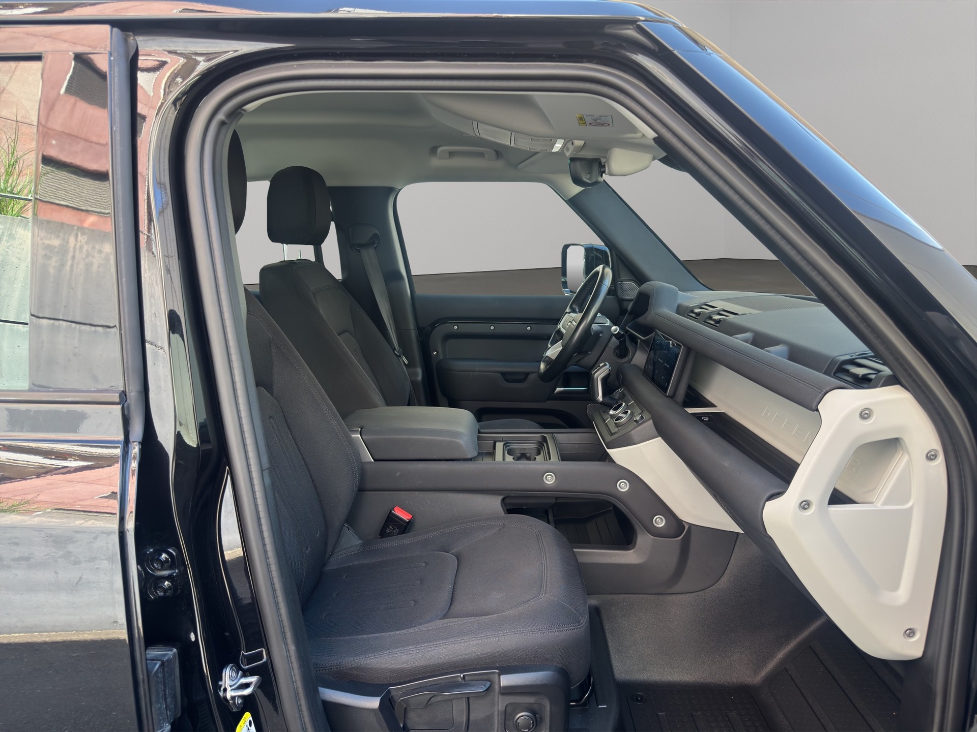 LAND ROVER Defender 110 3.0 D I6 200-image-7