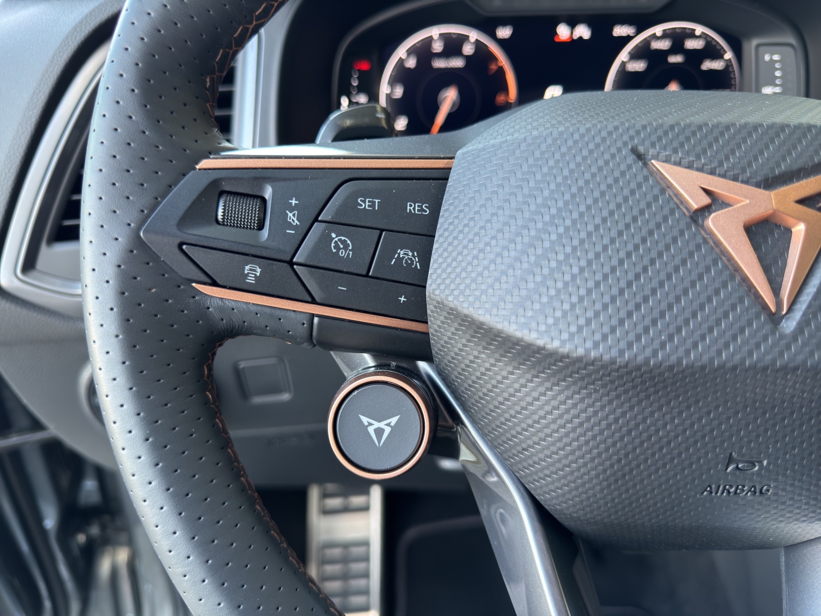 CUPRA Ateca 2.0 TSI VZ 4Drive DSG-image-8