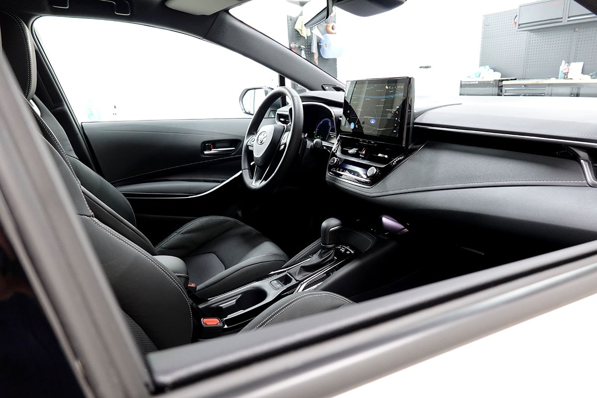 TOYOTA Corolla Touring Sports 2.0 HSD Premium e-CVT, Volleder-image-5