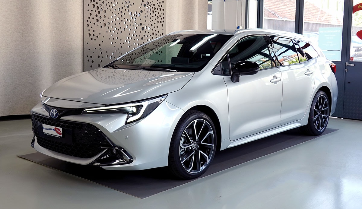 TOYOTA Corolla Touring Sports 2.0 HSD Premium e-CVT, Volleder-image-0