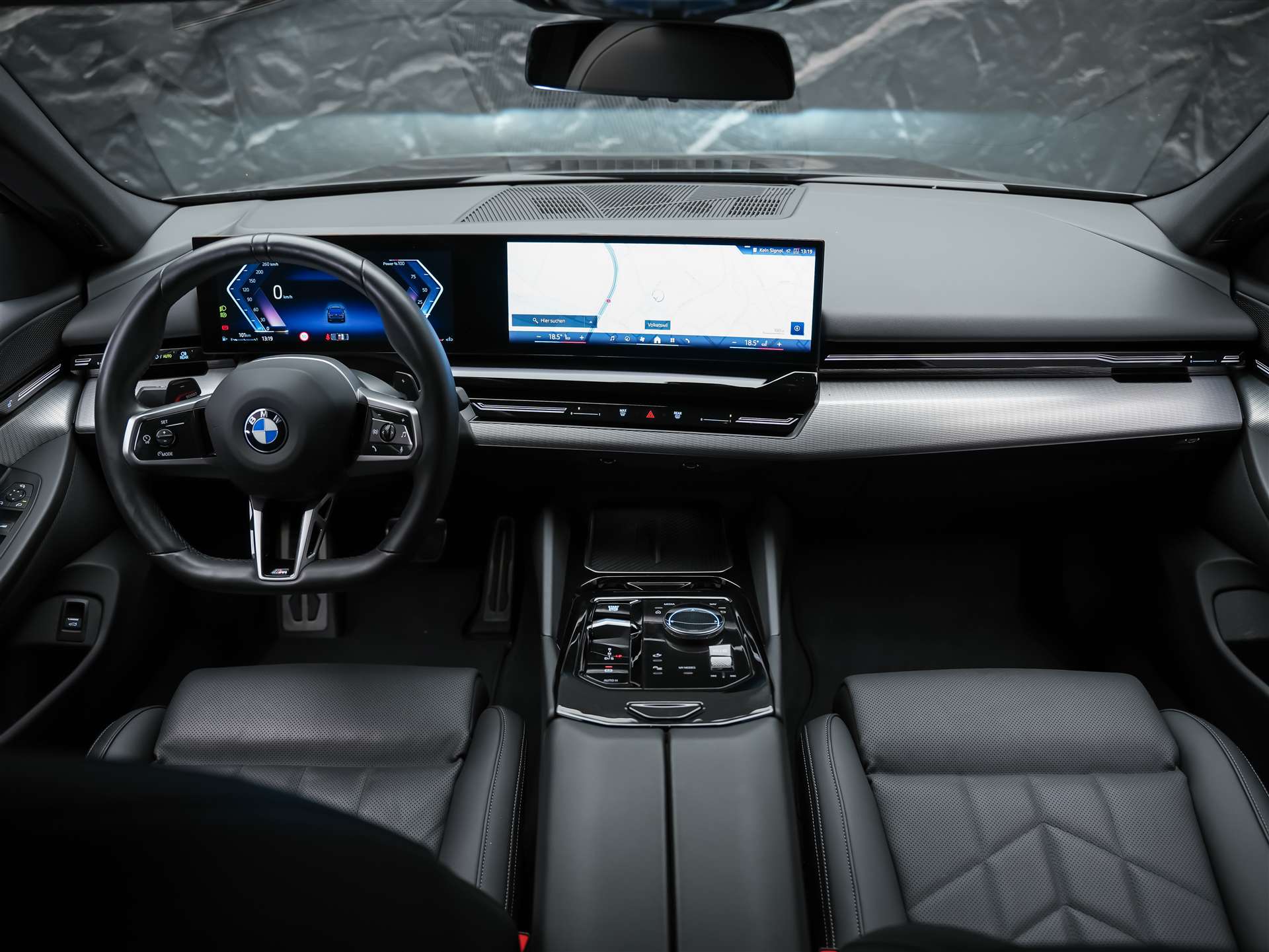 BMW 520d xDrive M Sport Steptronic *21" Felgen*All Black*Driving Assistant Plus*-image-18