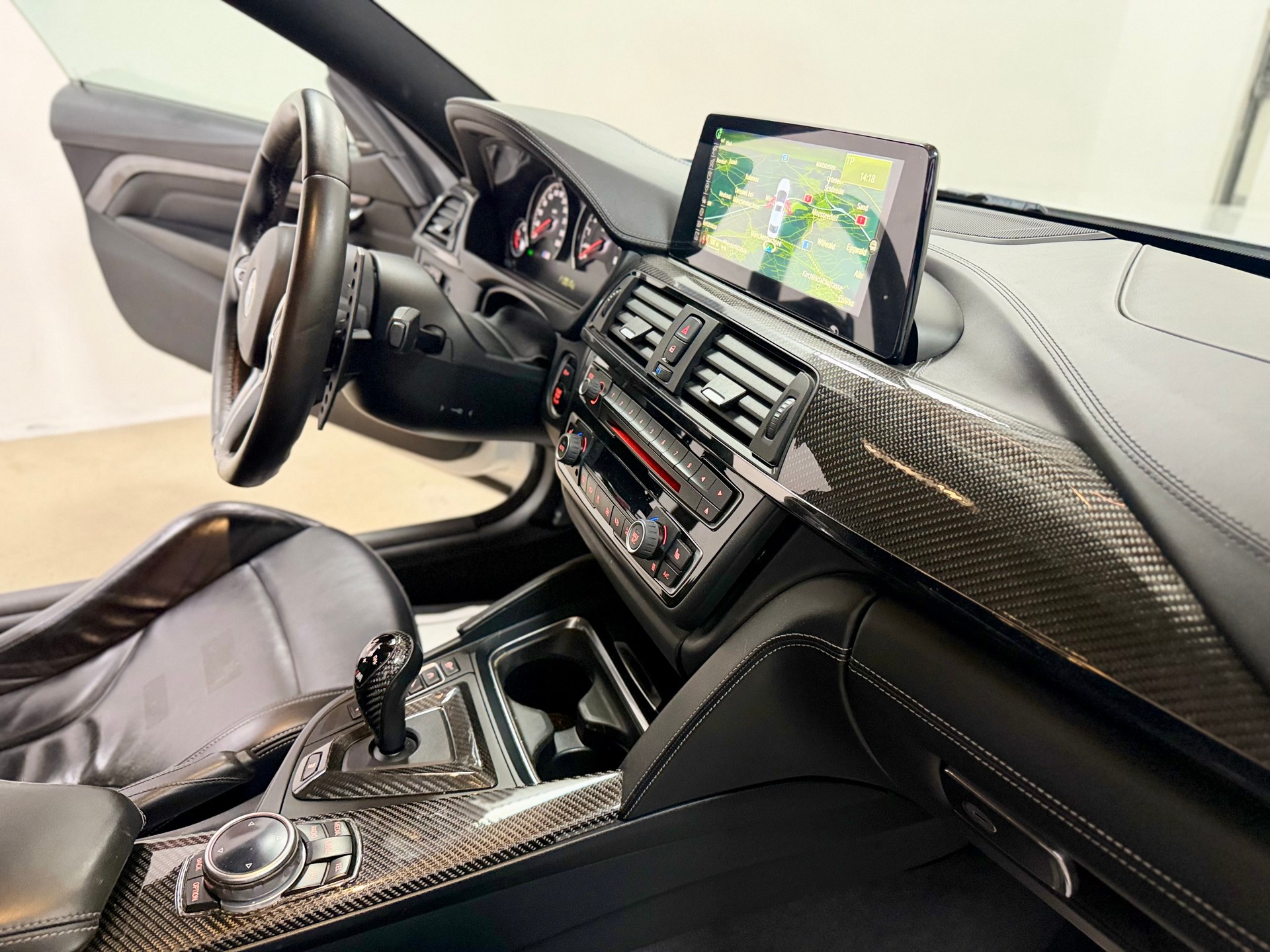 BMW M4 Coupé DKG-image-9