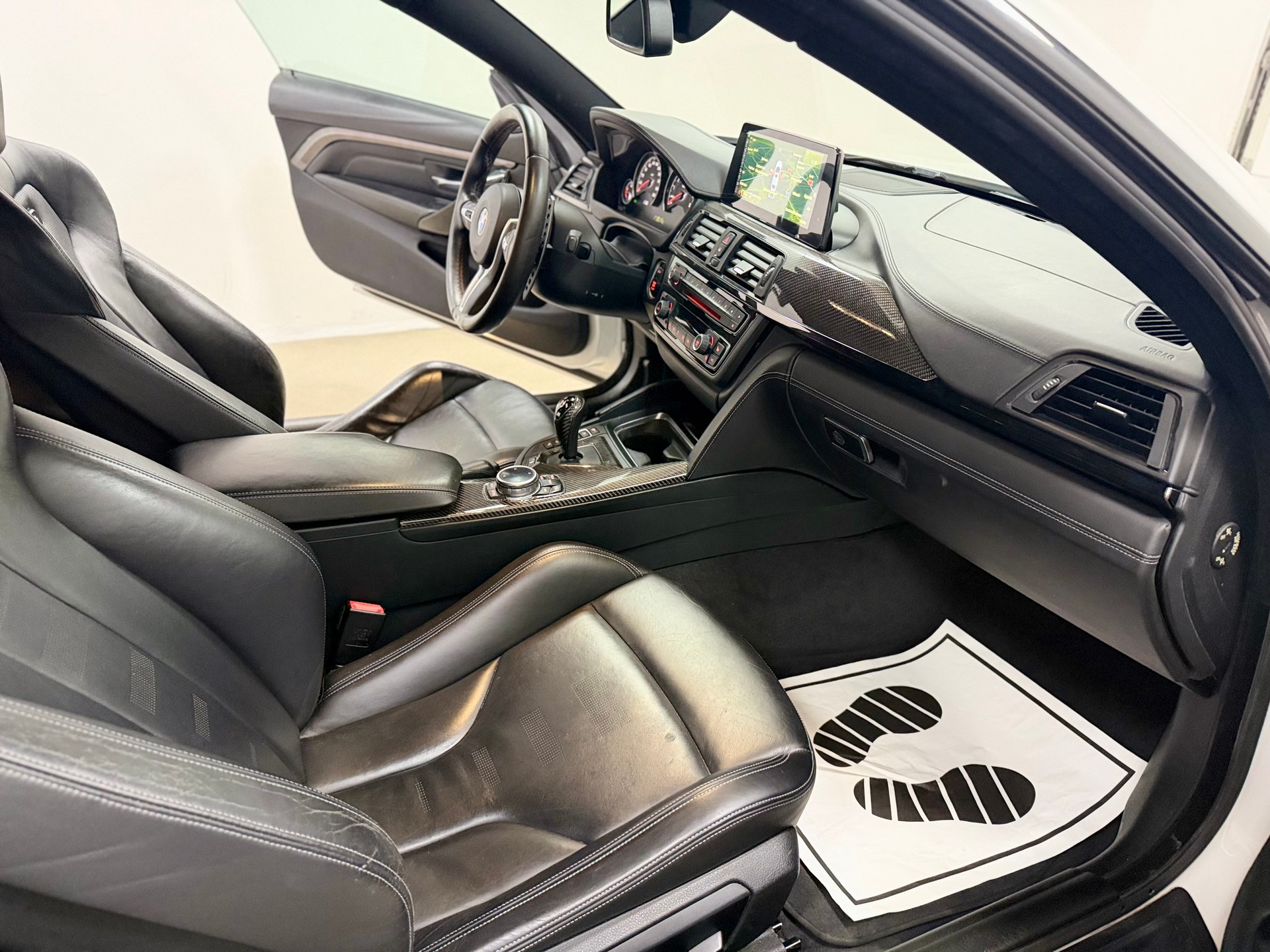 BMW M4 Coupé DKG-image-8