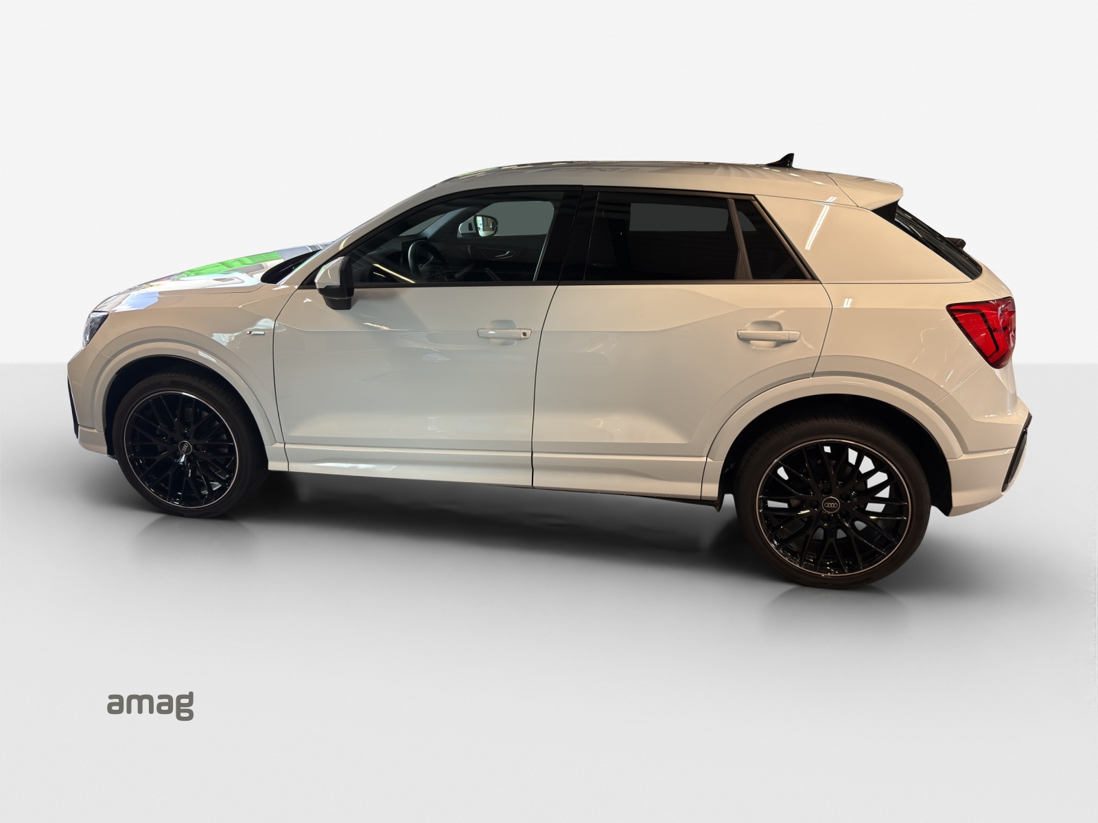 AUDI Q2 35 TFSI S line S-tronic-image-1