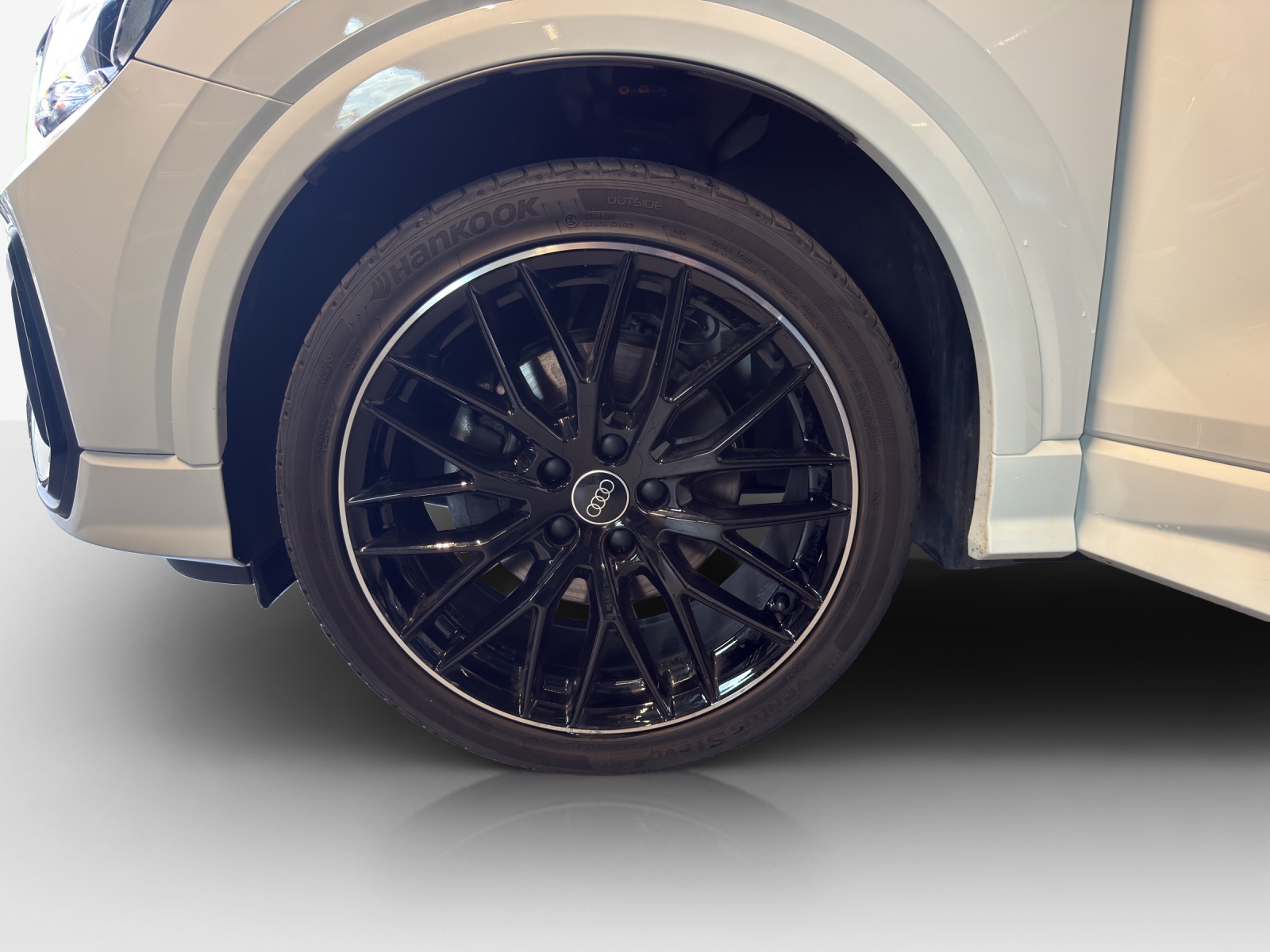 AUDI Q2 35 TFSI S line S-tronic-image-14