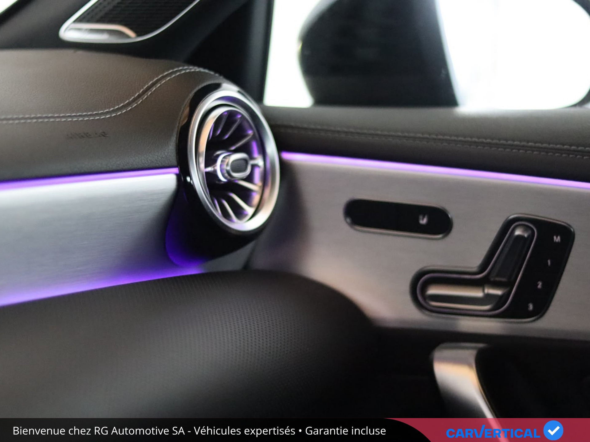 MERCEDES-BENZ A 200 AMG Line 7G-DCT-image-8