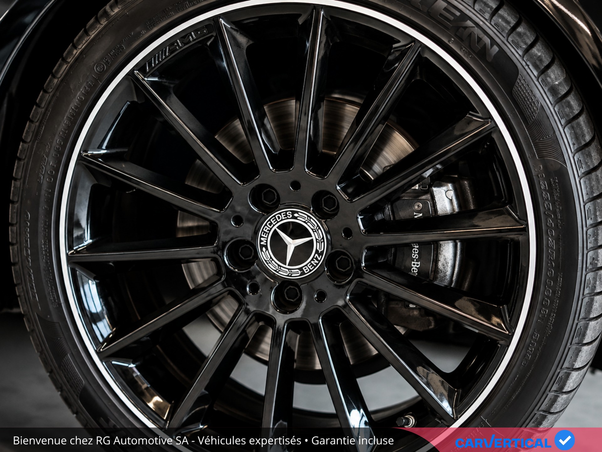 MERCEDES-BENZ A 200 AMG Line 7G-DCT-image-4