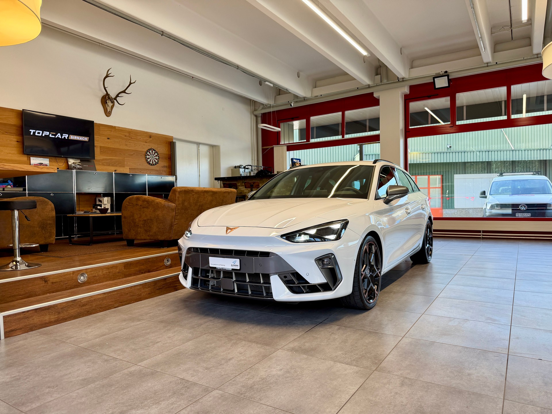 CUPRA LEON ST 2.0 TSI VZ DSG 4Drive-image-1