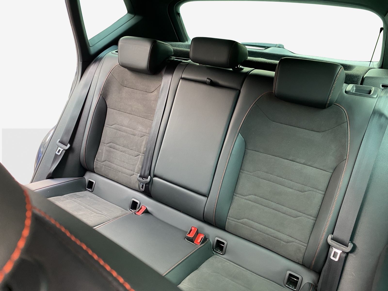 SEAT Ateca 2.0 TSI Hola FR 4Drive DSG-image-10