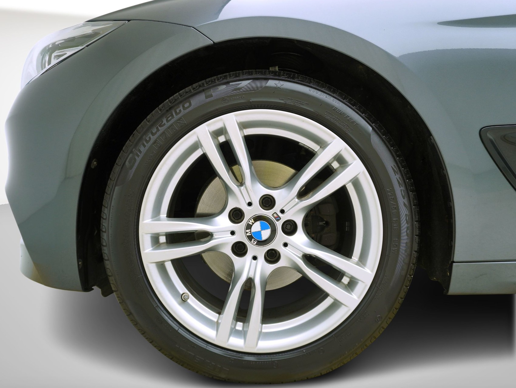 BMW 3er 320d xDrive M Sport Gran Turismo-image-6