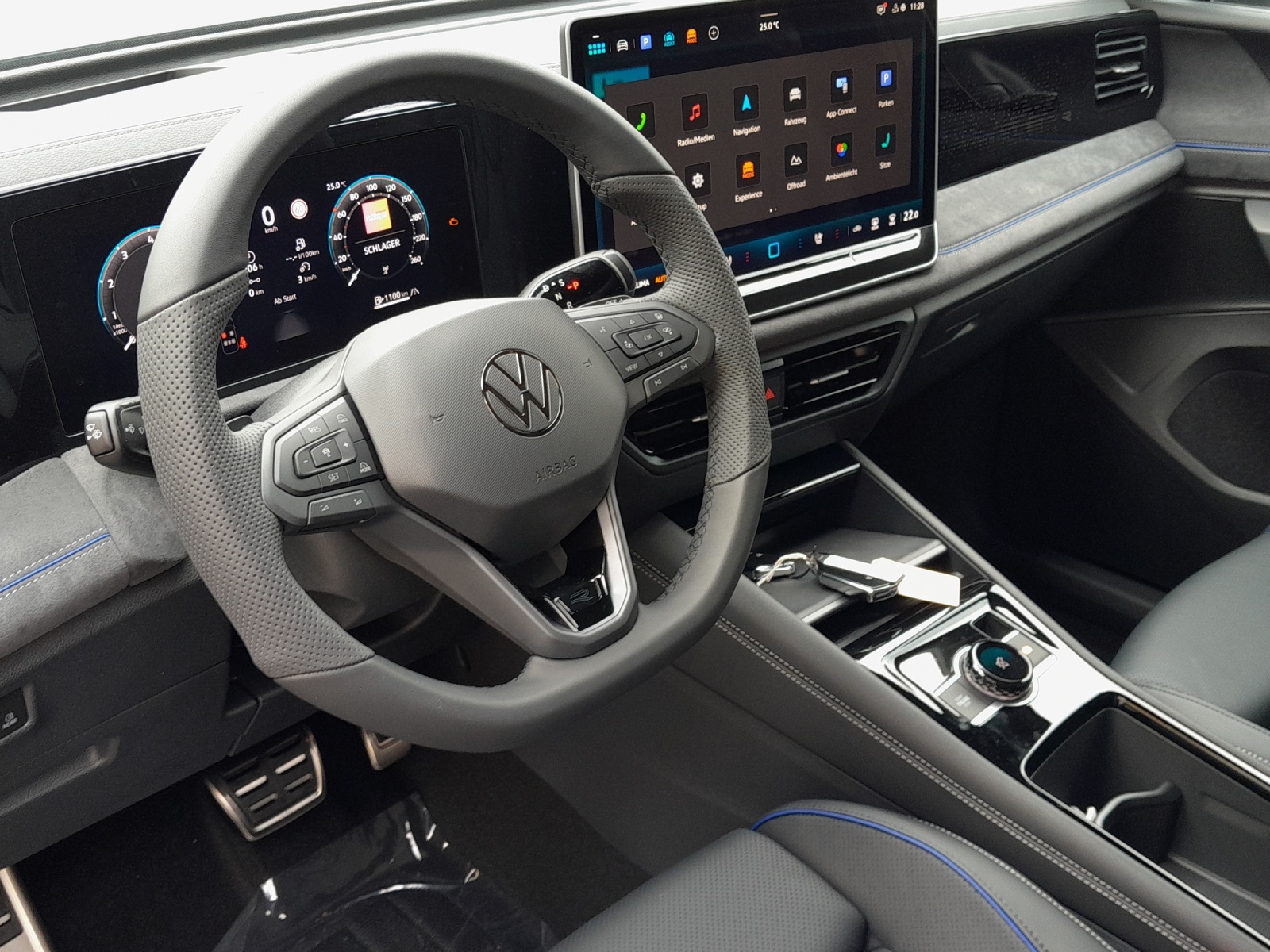 VW Tiguan 2.0 TSI DSG R-Line Plus 4Motion-image-7