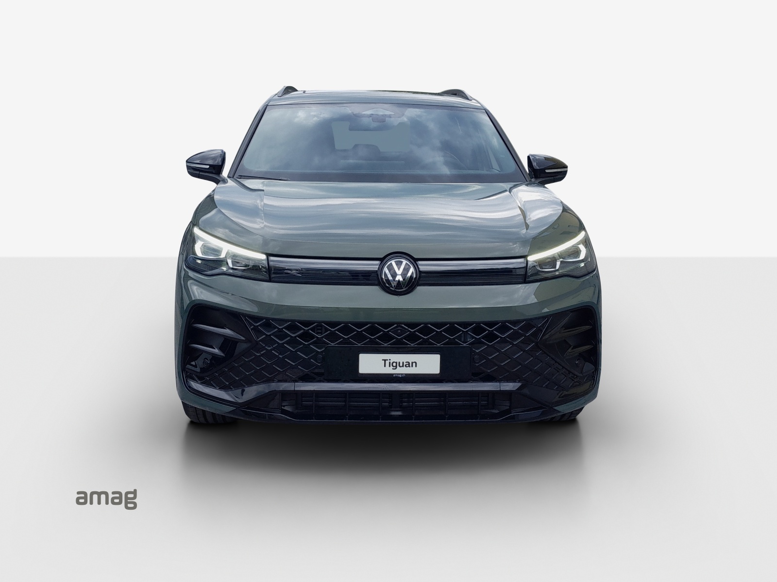 VW Tiguan 2.0 TSI DSG R-Line Plus 4Motion-image-6