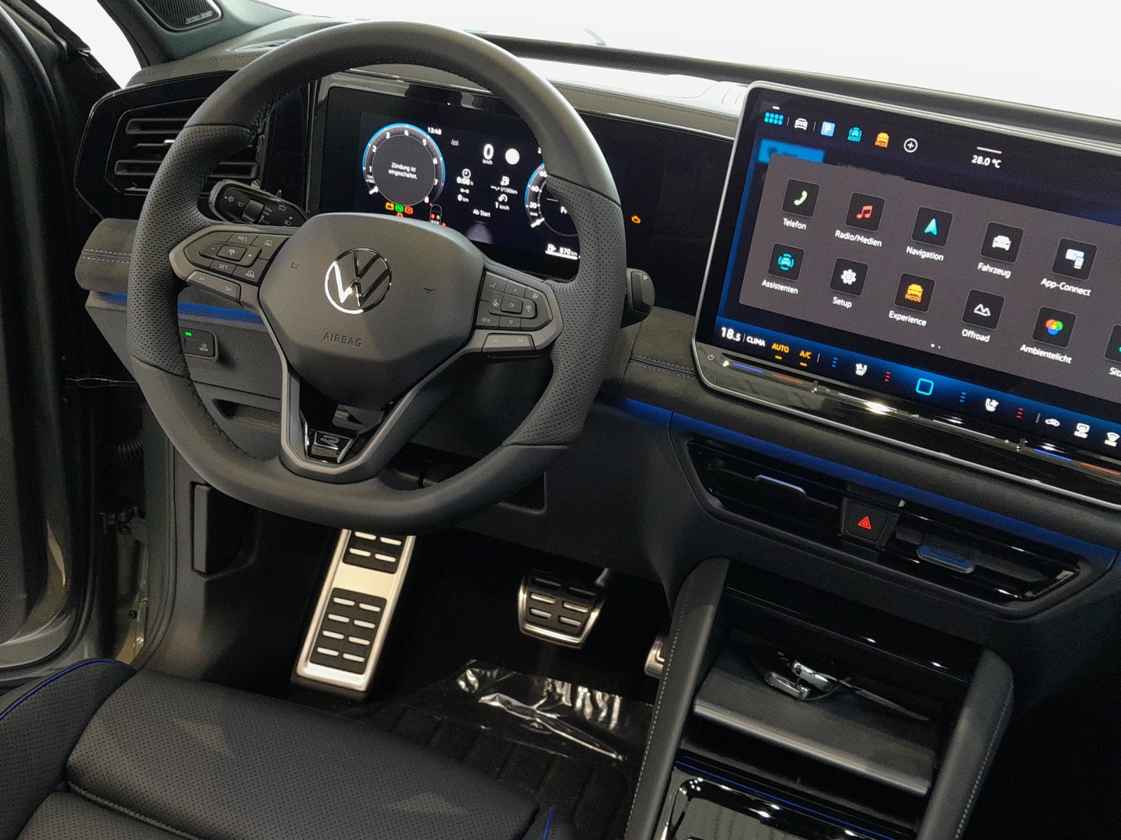 VW Tiguan 2.0 TSI DSG R-Line Plus 4Motion-image-8