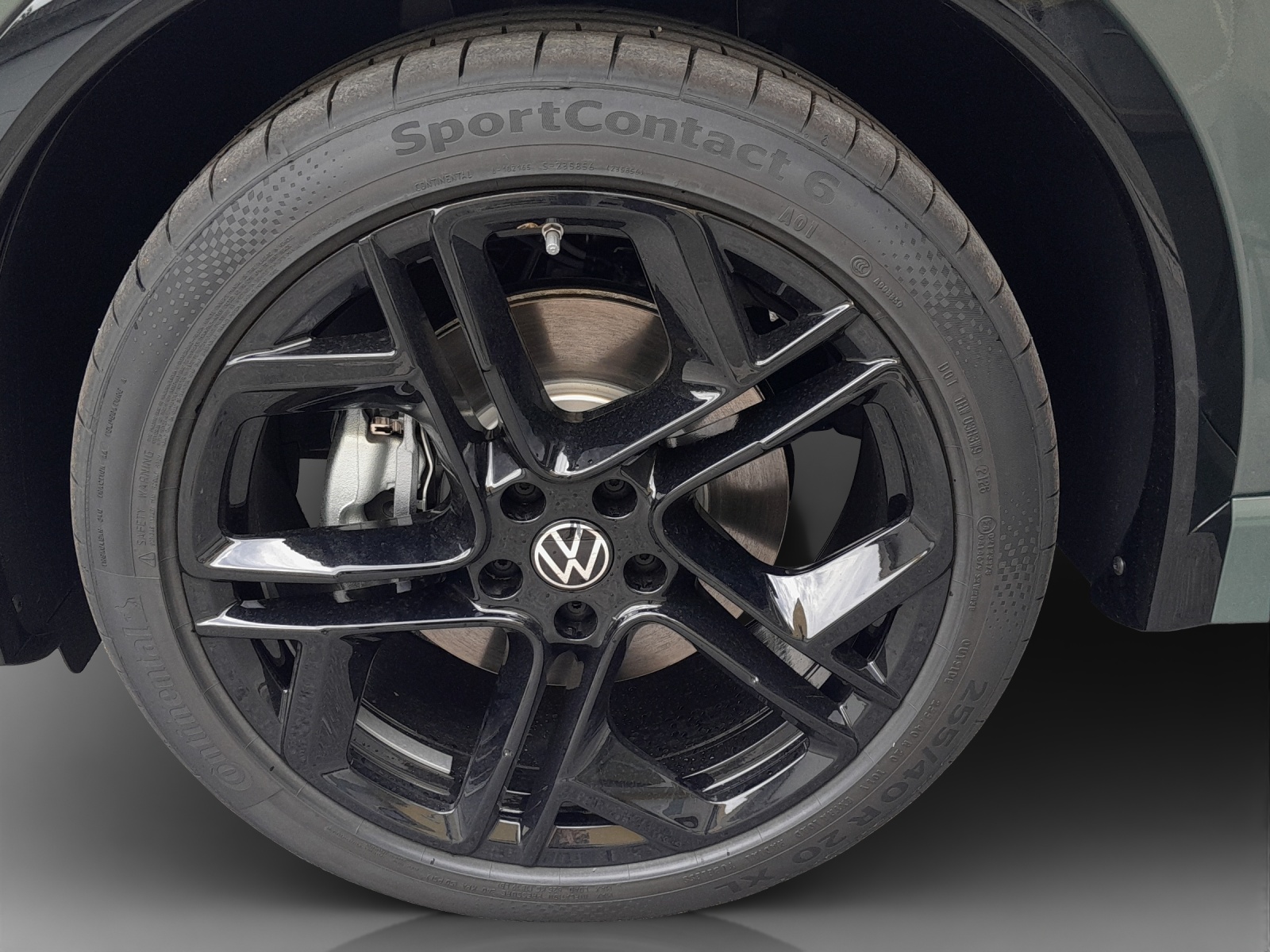 VW Tiguan 2.0 TSI DSG R-Line Plus 4Motion-image-13