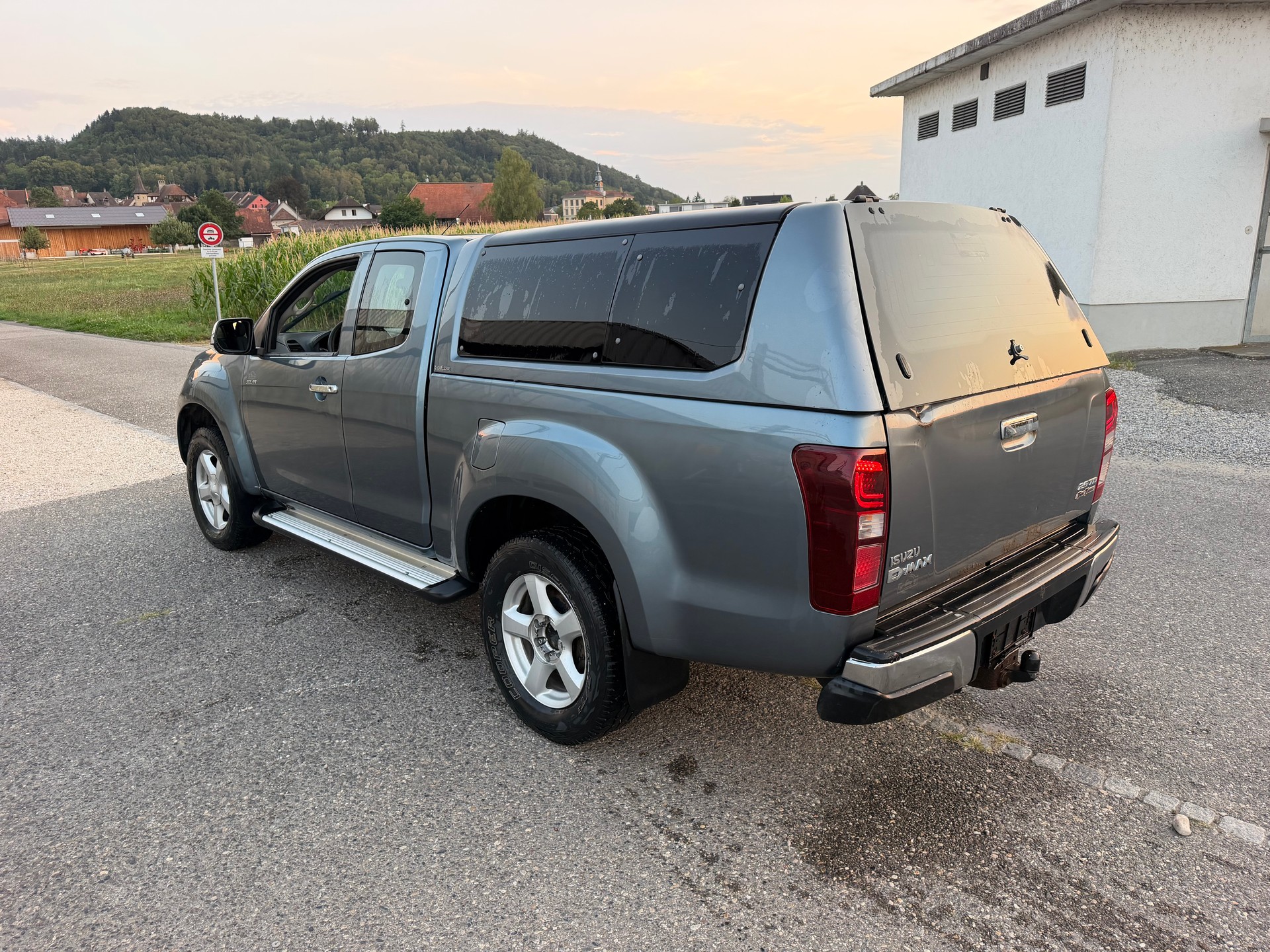 ISUZU D-MAX 2.5 SpaceCab Solar 4x4 A-image-7