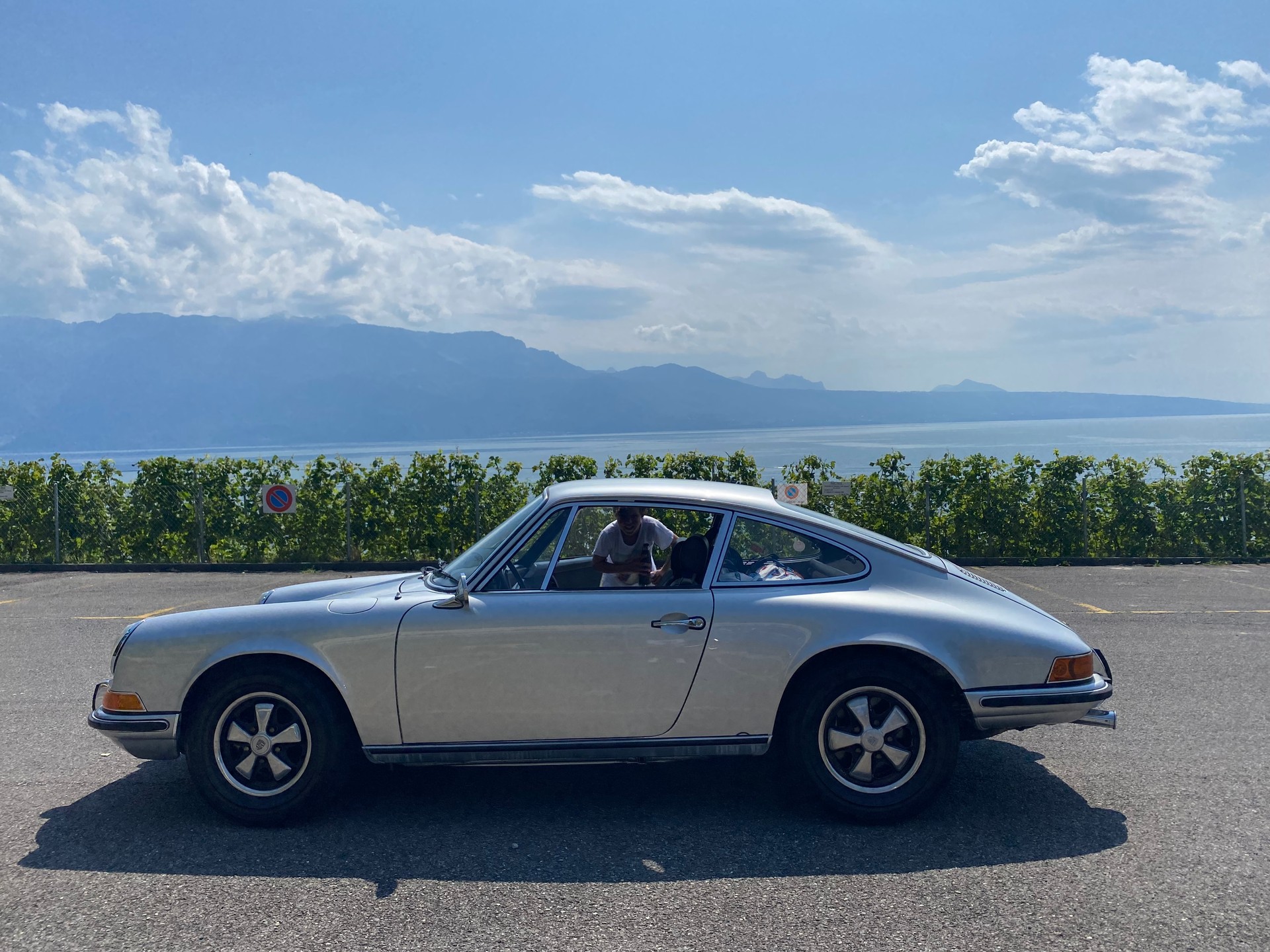 PORSCHE 911 T