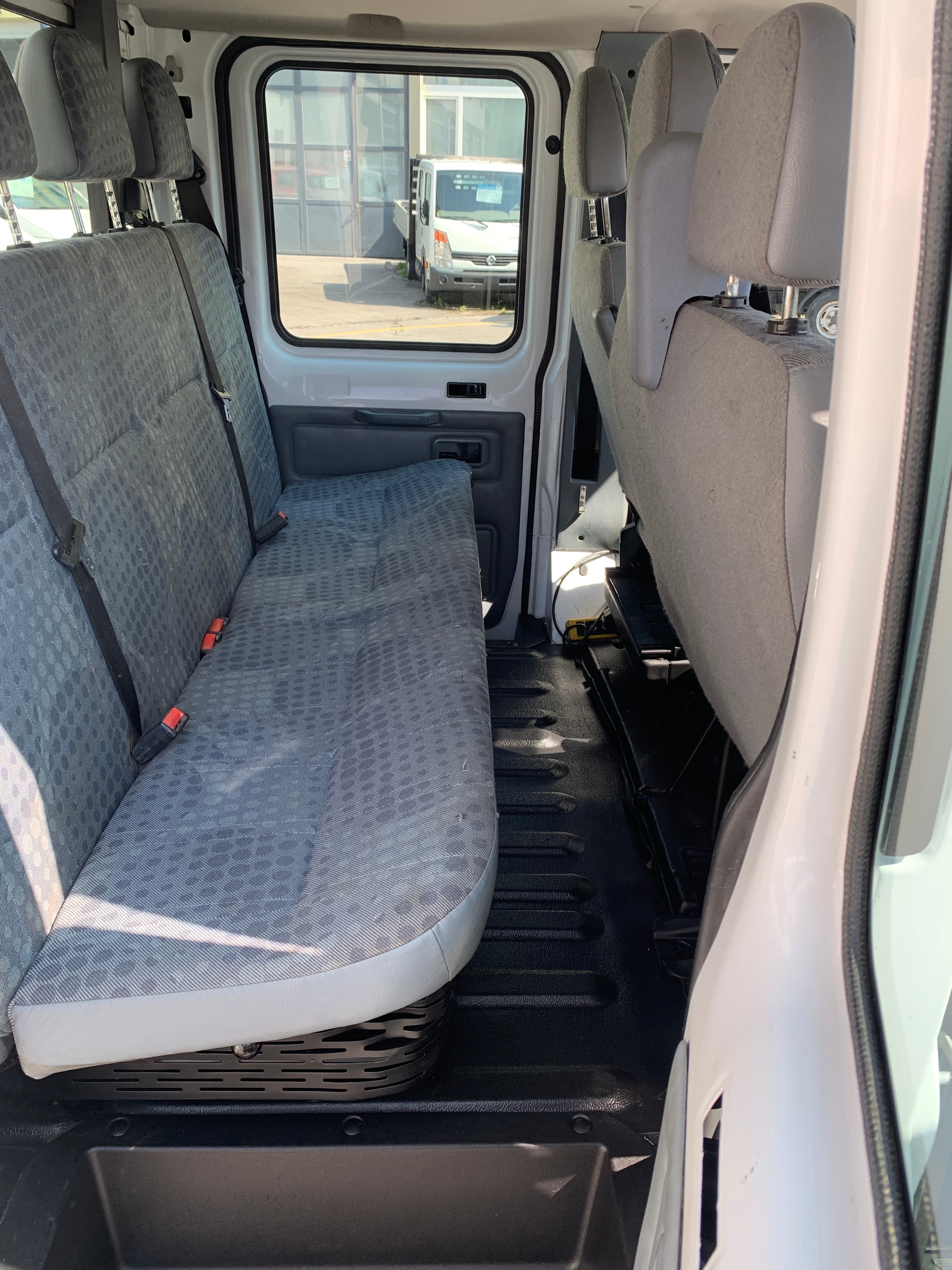 FORD Transit-image-5